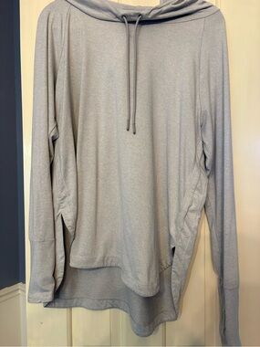 Athleta Lightweight Hooded Long-Sleeve Shirt - Light Gray Sz XL